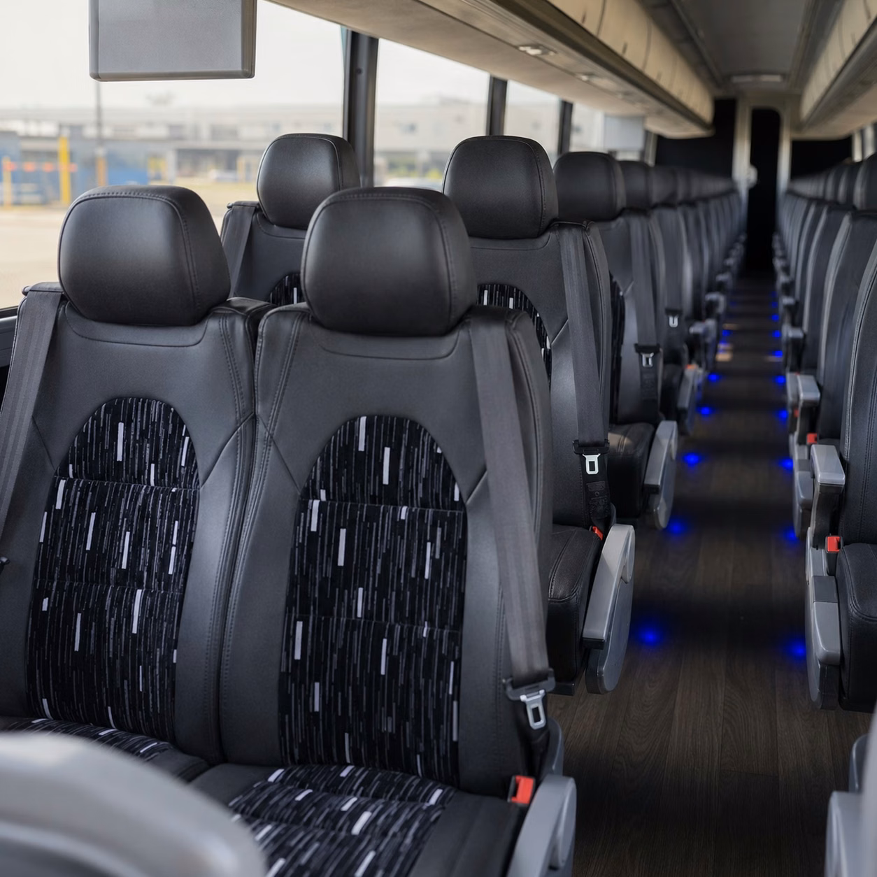 airport transfers and out of town guest shuttles for mesa weddings