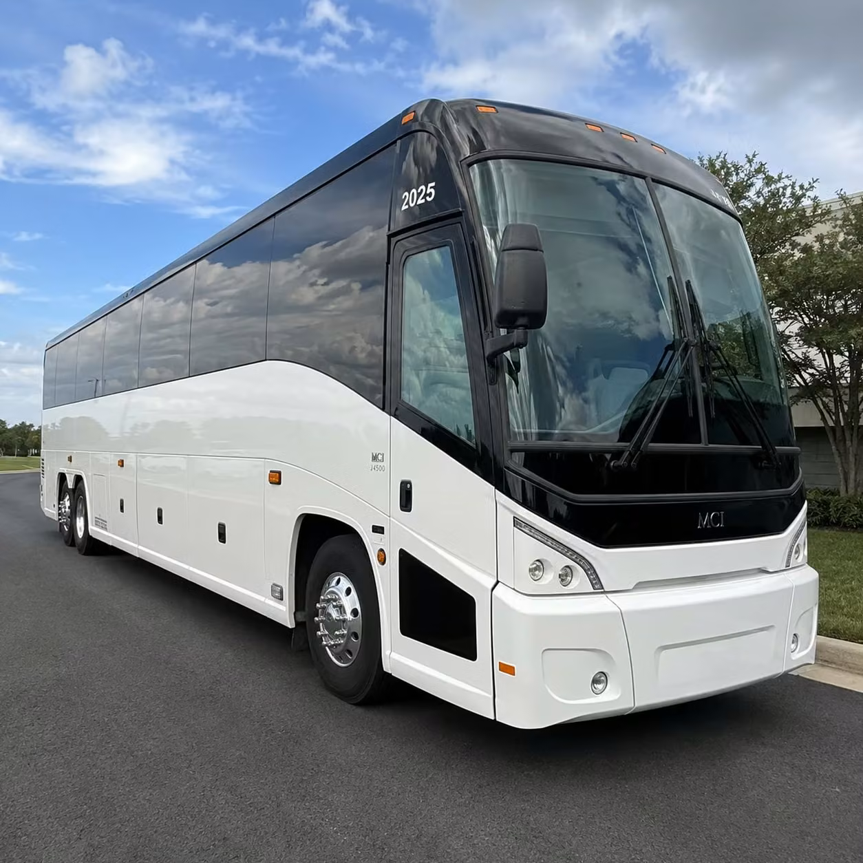 charterbusrentalmesaaz com makes booking mesa concert transportation the easiest part of your night