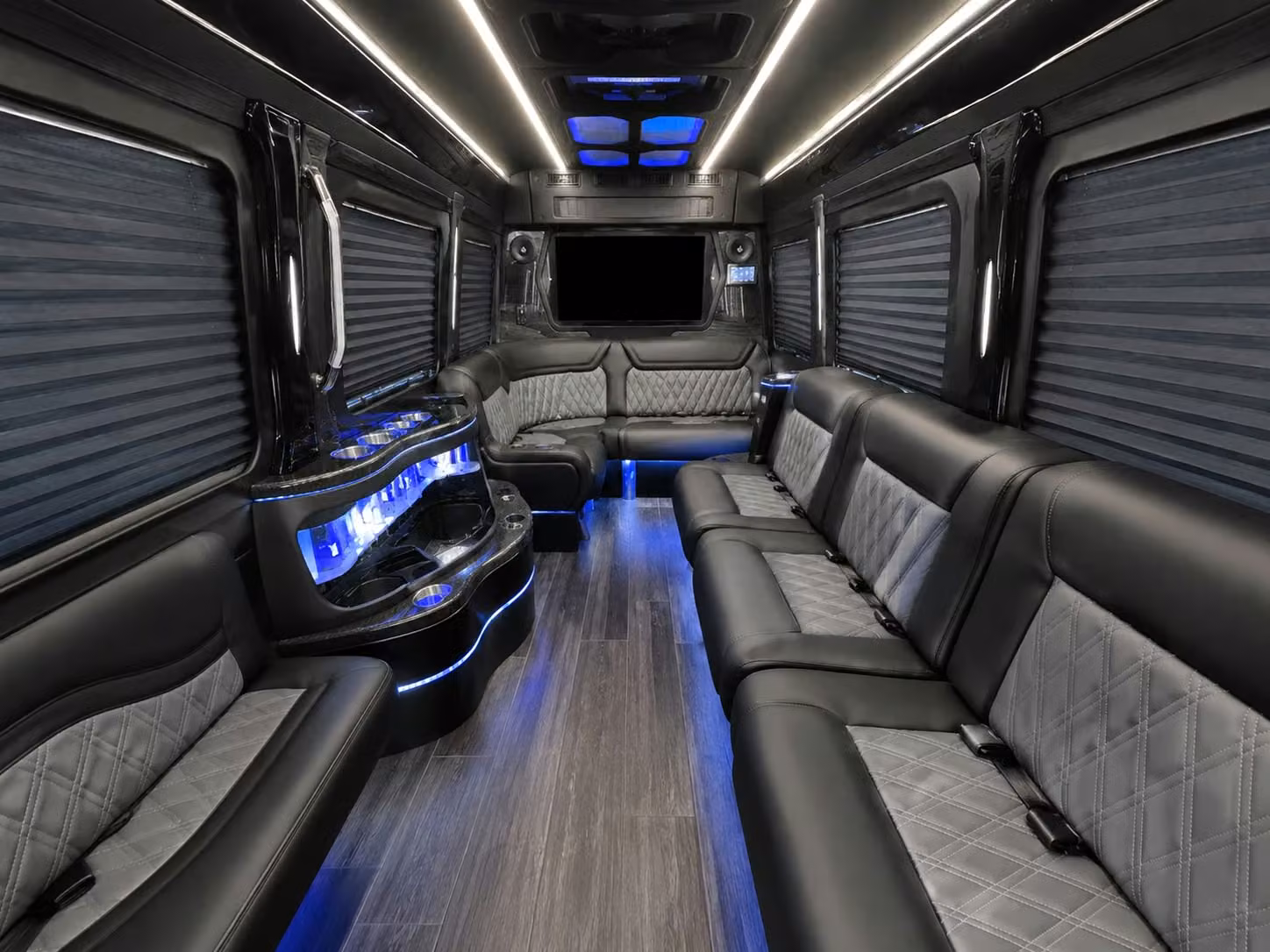 charterbusrentalmesaaz com puts mesa groups in the right bus for every concert venue